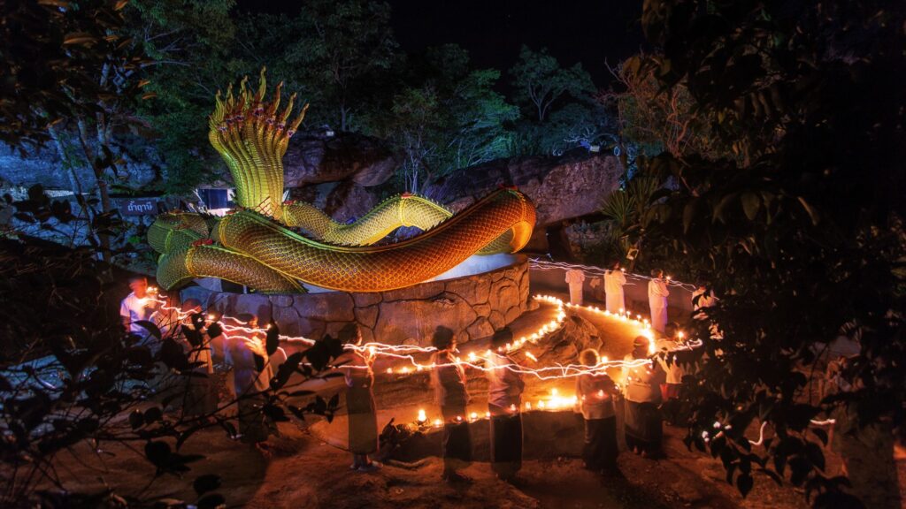 พญานาคราชมุจลินท์ วัดภูตะเภาทอง