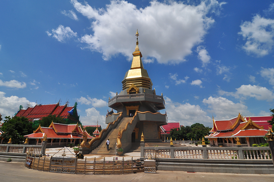 วัดโพธิสมภรณ์ วัดเก่าแก่คู่บ้านคู่เมือง"พระบรมธาตุธรรมเจดีย์"สถานที่ท่องเที่ยวอุดรธานี